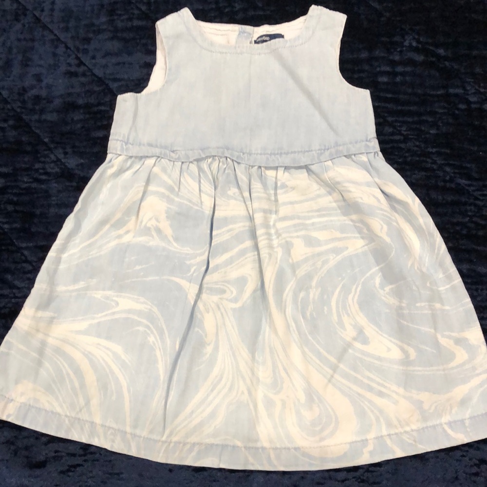GAP denim dress, 3T, good condition.